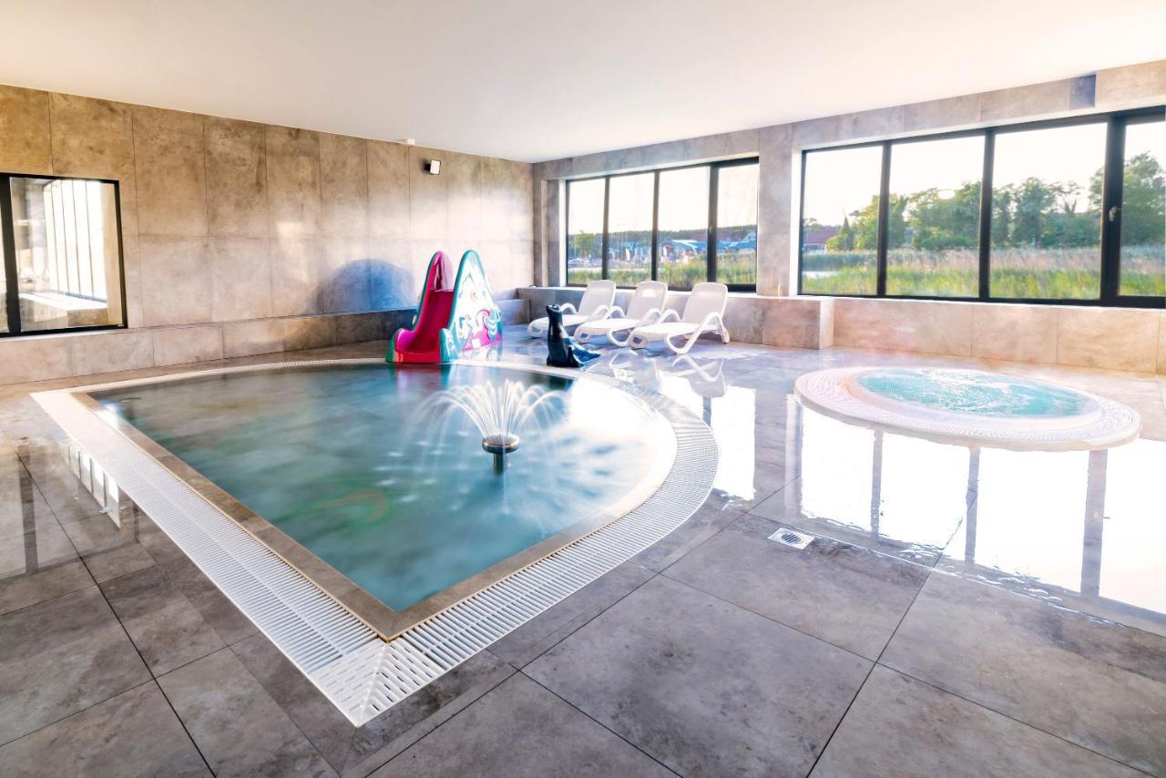 Apartament Opal - Family & Spa Daire Dziwnów Dış mekan fotoğraf